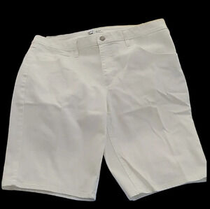 Riders by Lee Bermuda Shorts